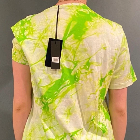 Brand New with Tags VERSACE Lime GREEN T-Shirt - Picture 2 of 6